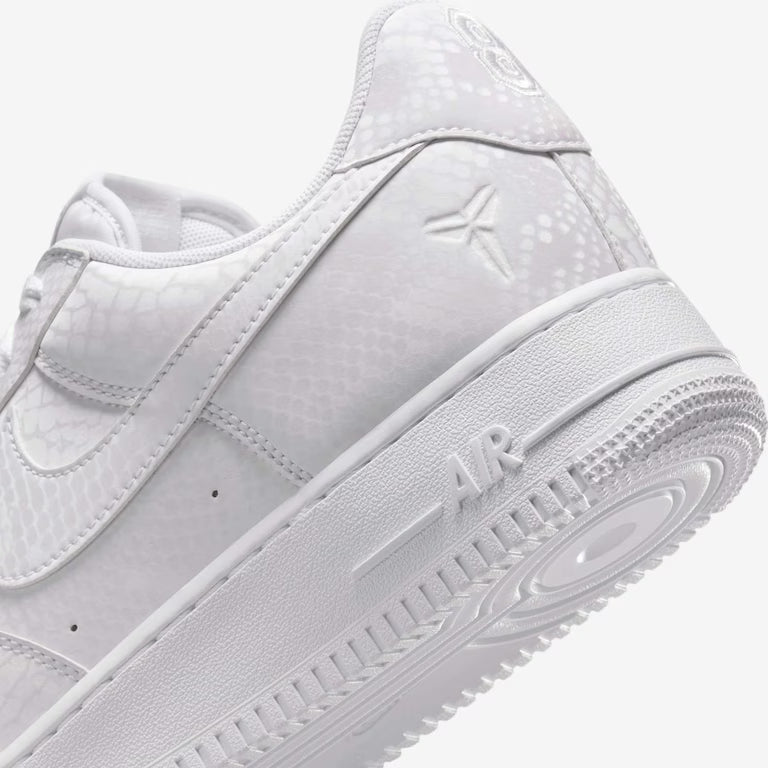 Tênis Nike Air Force 1 x Kobe White