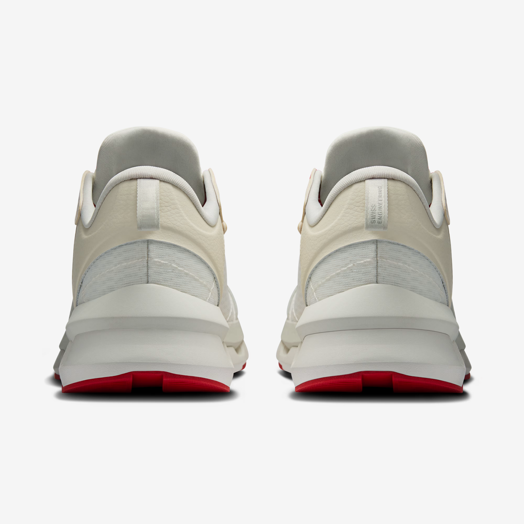 Tênis On Running Cloudzone Moon Ivory/Wolf