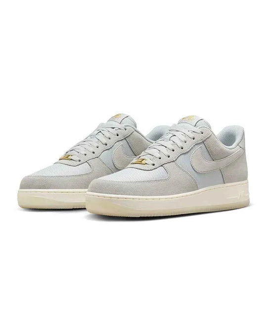Tênis Nike Air Force 1 07