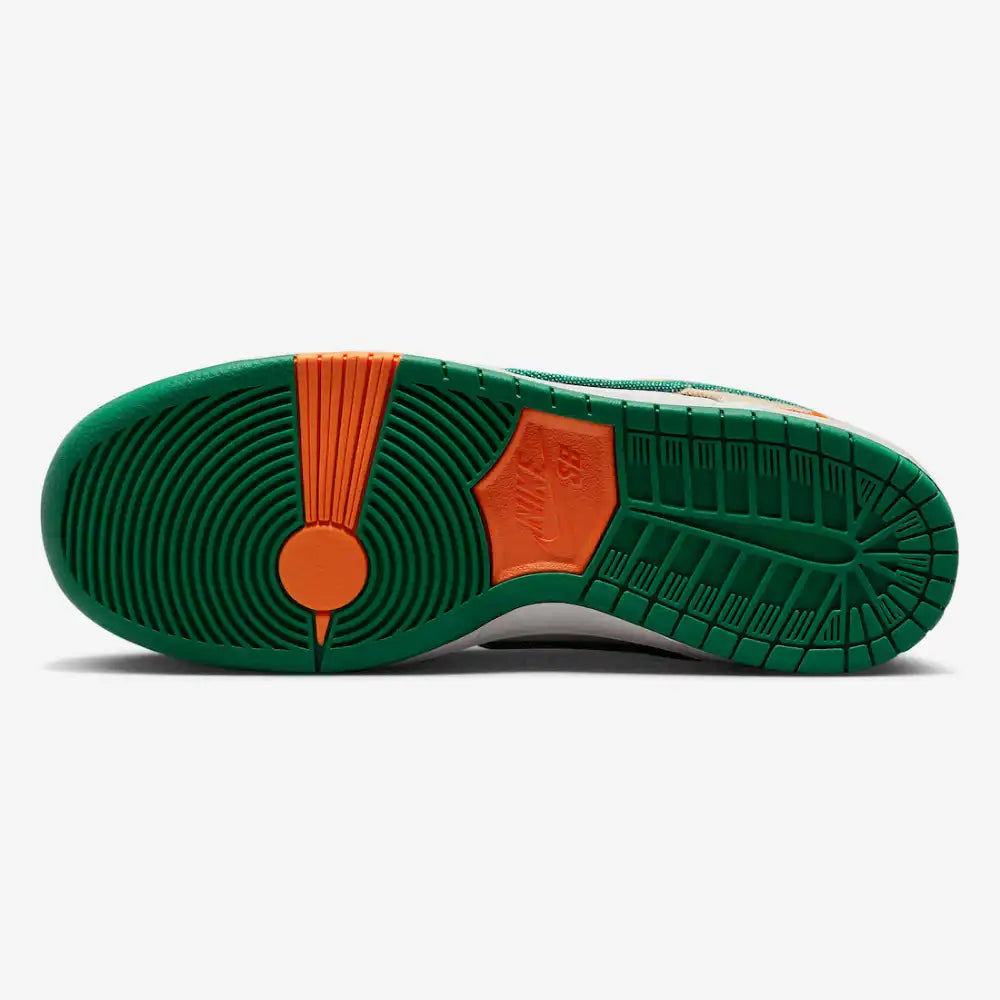 Tênis Nike SB Dunk Low x Jarritos