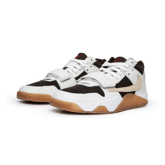 Tênis Air Jordan x Travis Scott Jumpman Jack TR Sail