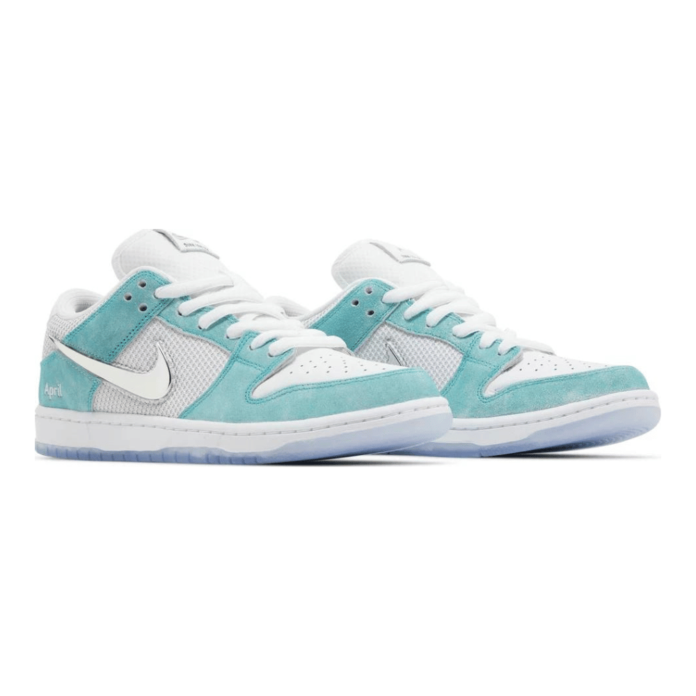 Tênis Nike SB Dunk Low Turbo Green x April Skateboards
