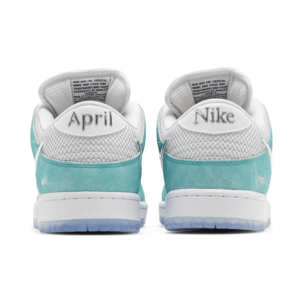 Tênis Nike SB Dunk Low Turbo Green x April Skateboards