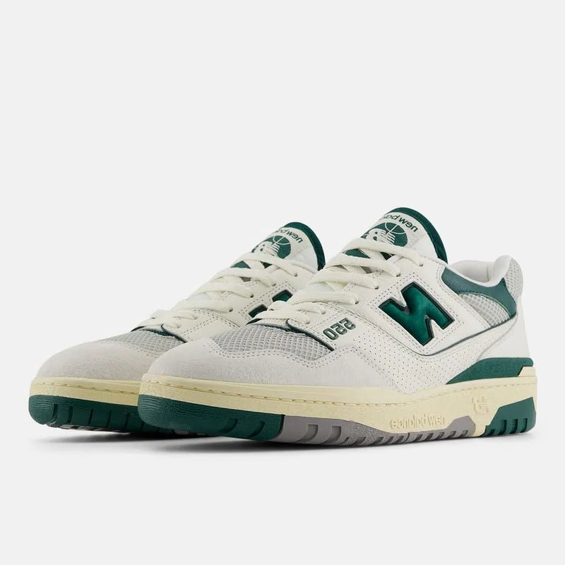 Tênis New Balance 550