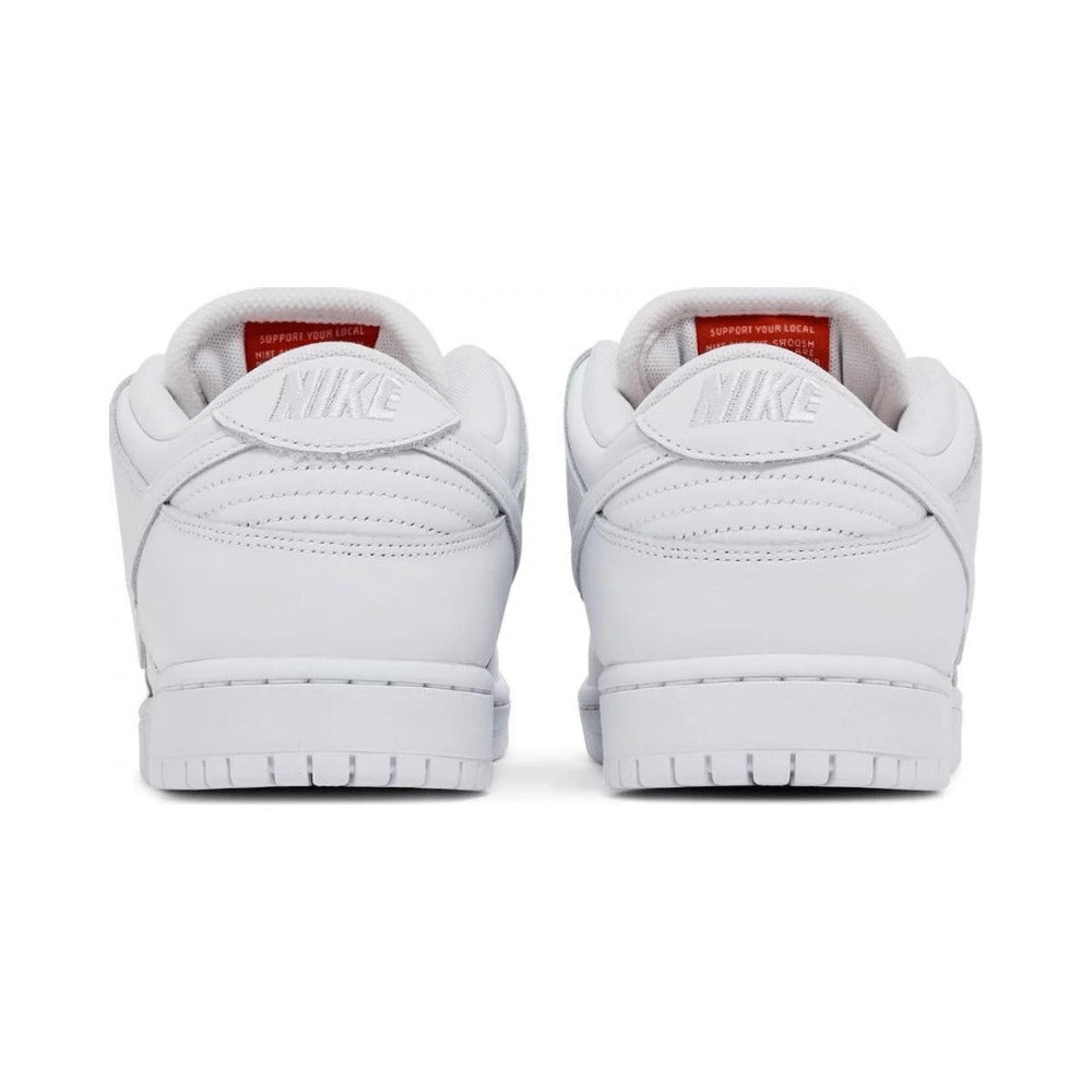 Tênis Nike SB Dunk Low Pro Triple White