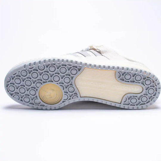 Tênis Adidas Forum Low x Bad Bunny White