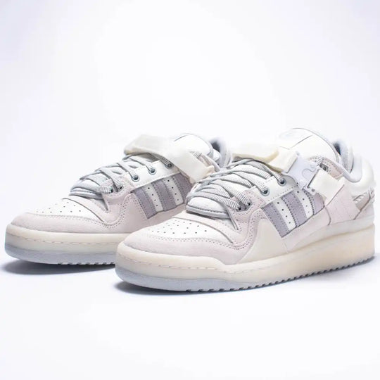Tênis Adidas Forum Low x Bad Bunny White