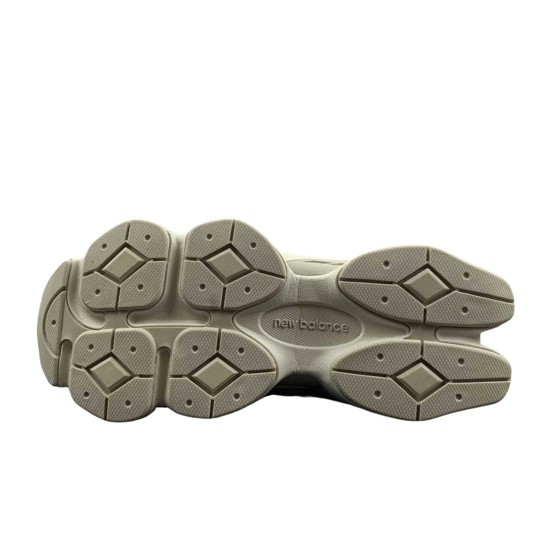 Tênis New Balance 9060 x Joe Freshgoods