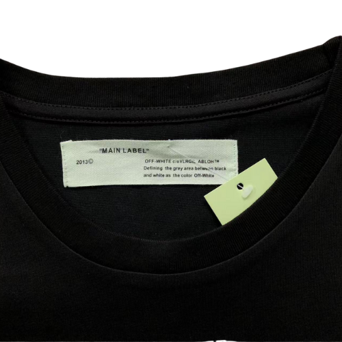 Camiseta Off-White Charry Blossom