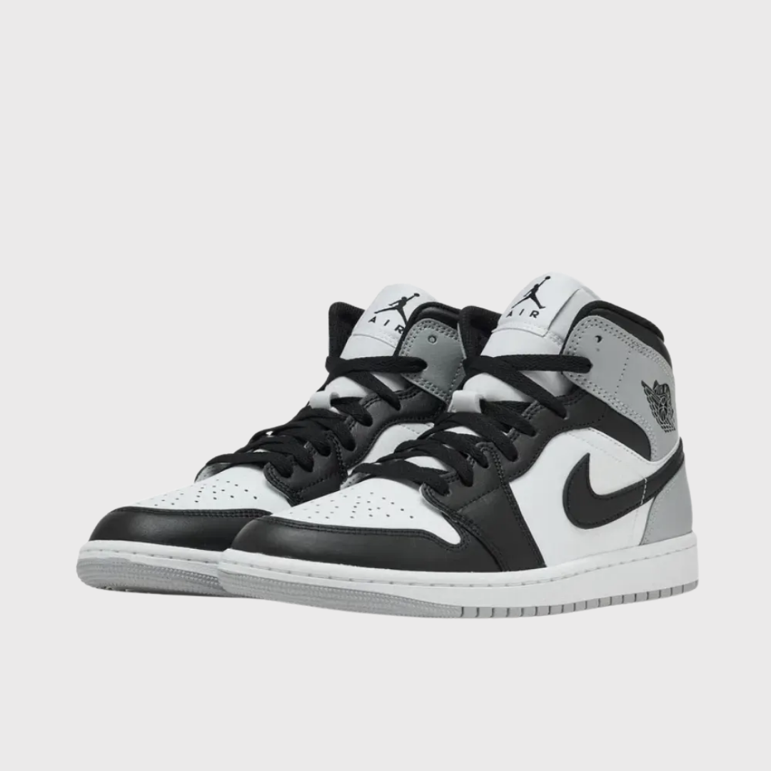 Tênis Air Jordan 1 Mid Barons