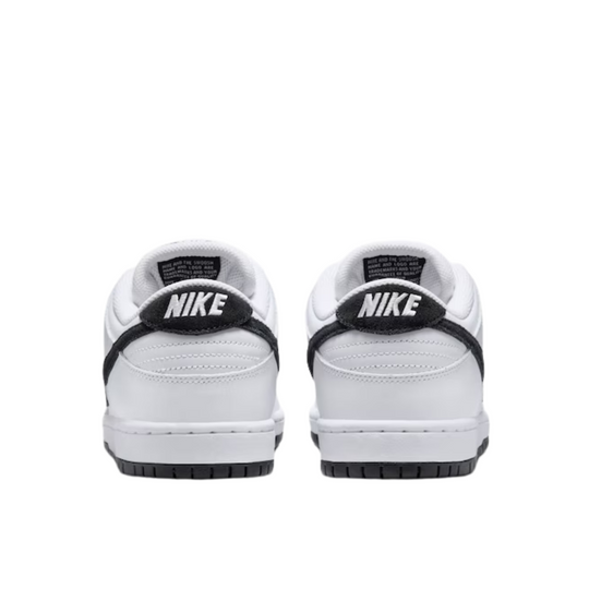 Tênis Nike Dunk SB Low Pro White and Black